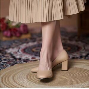 Stuart Weitzman VIDA 75 PUMP in ADOBE  women size 7.5 new